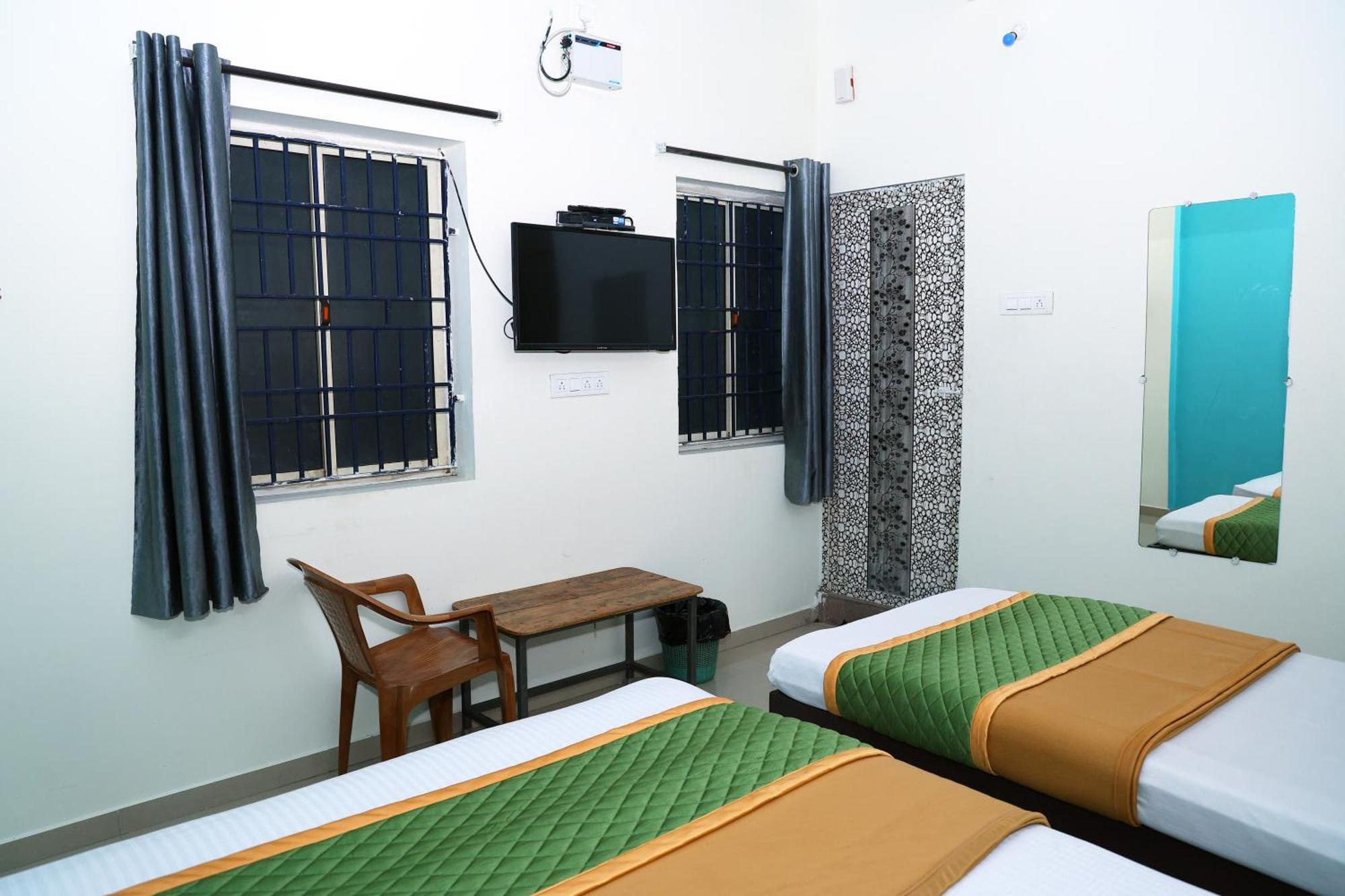 Royal Green Accommodation Chennai Airport Экстерьер фото